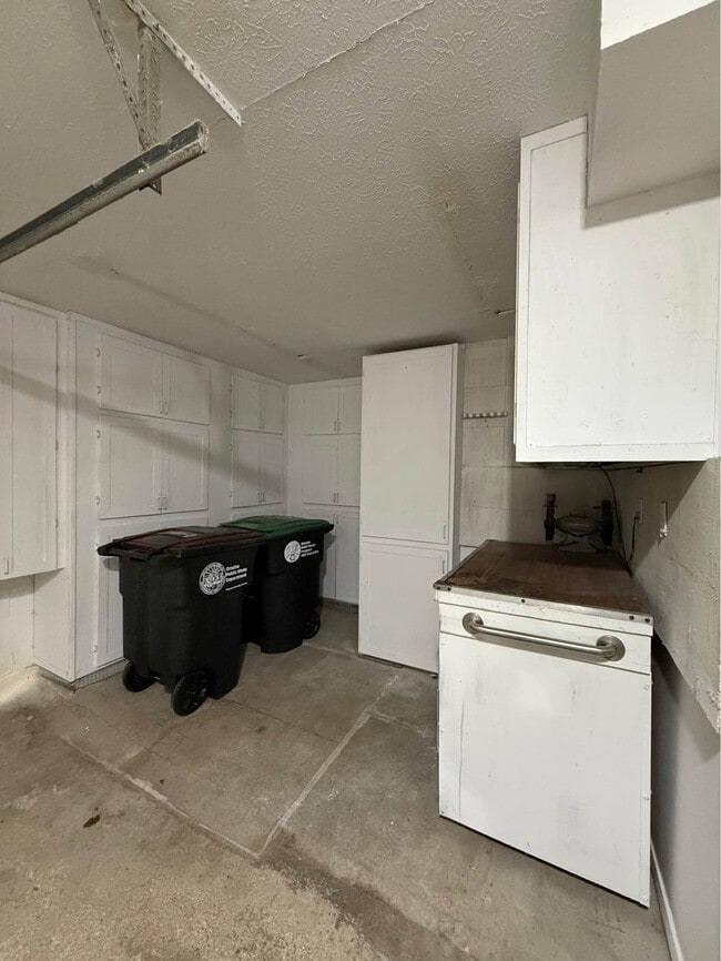 Photo - 6735 S 153rd Cir