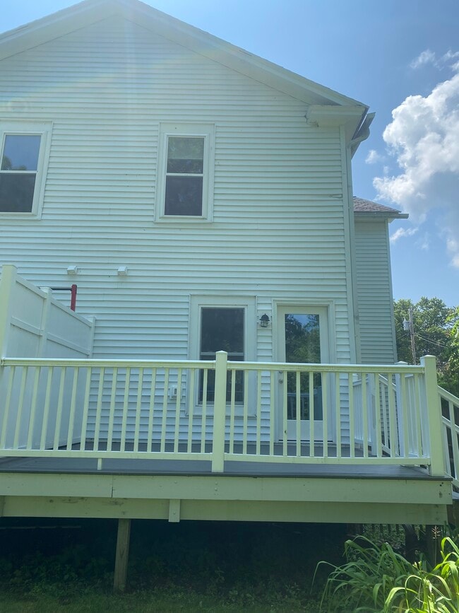 Photo - 166 W Gibson St