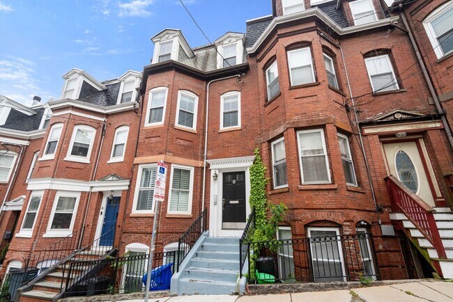 Photo - 8 Pacific St Apartments Unit 2