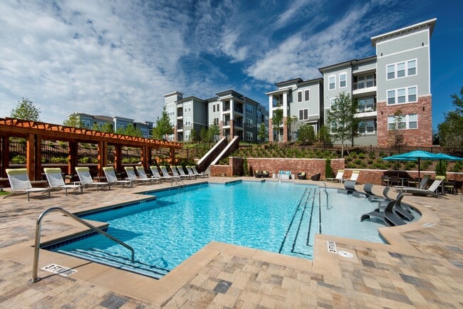 Pool 02 - The Meridian Lafayette