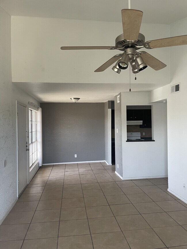 Photo - Willow Wood Apartments