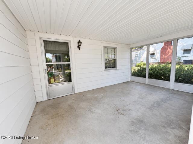 210 Linney Ave