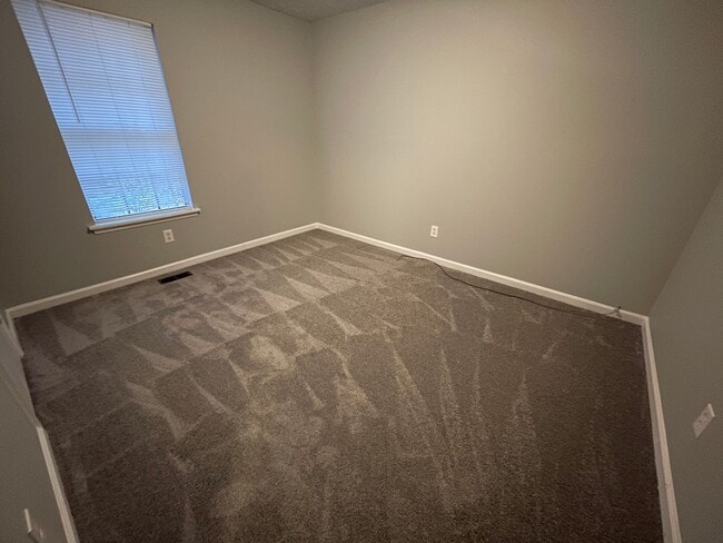 Photo - 3 Bedroom/2 Bathroom Home