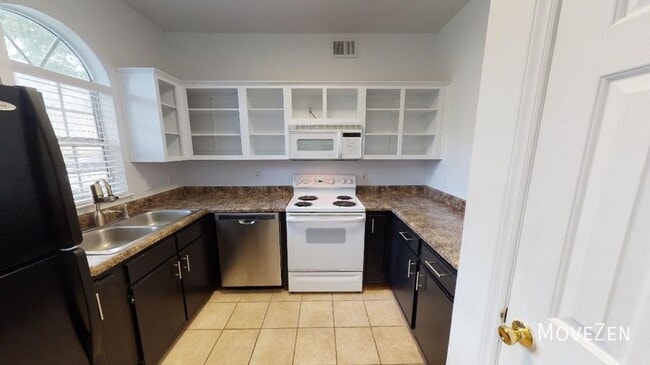 Photo - 729 Bragg Dr