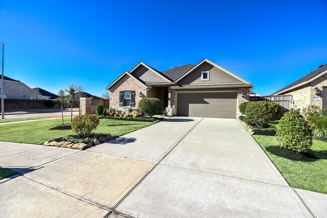 Photo - 31438 Vineyard Creek Dr