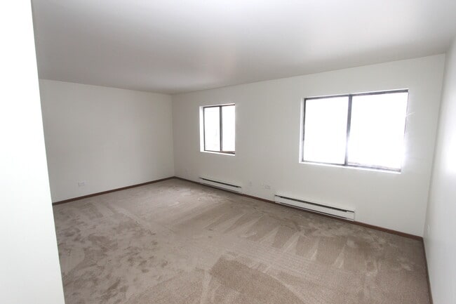 Photo - 419 Berkshire Dr Unit 13