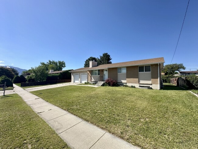 Photo - 6270 S Mt Vista Dr House
