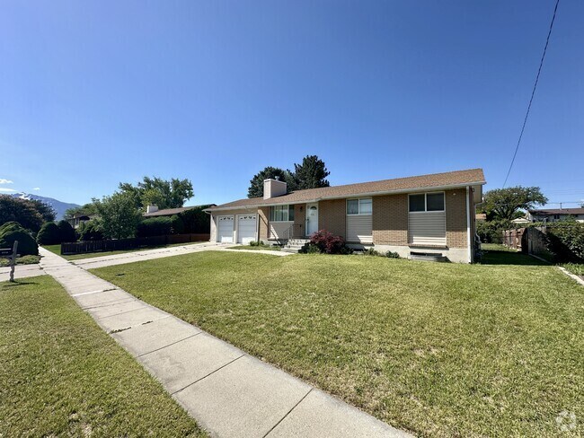Building Photo - 6270 S Mt Vista Dr Rental