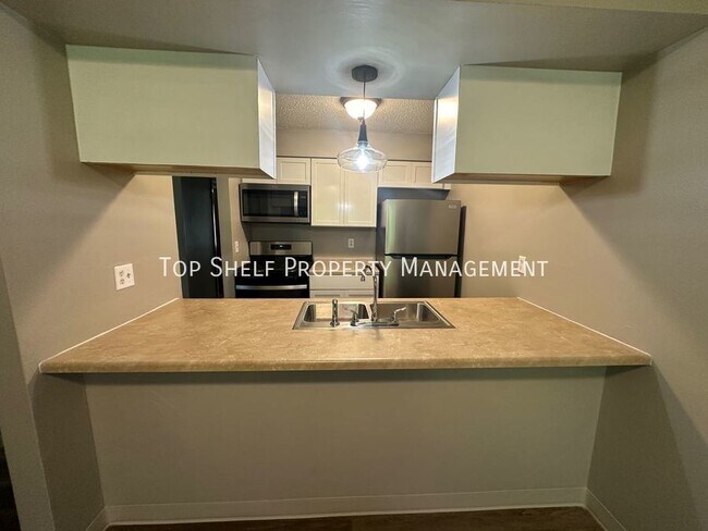 Photo - 1330 Williams St