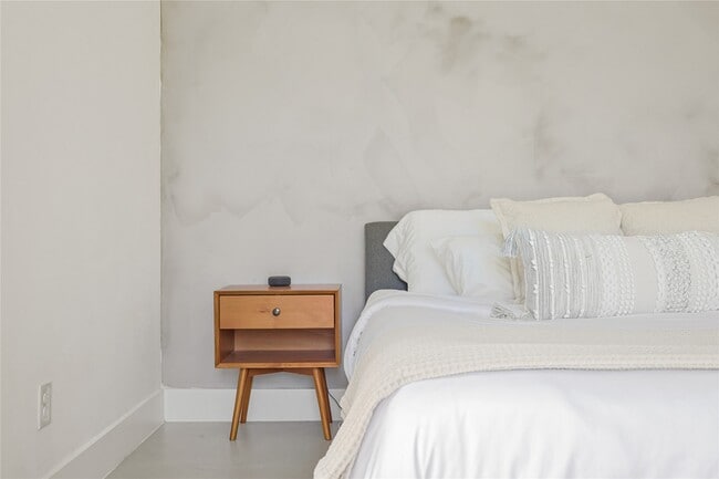 Photo - 1550 Ashway St