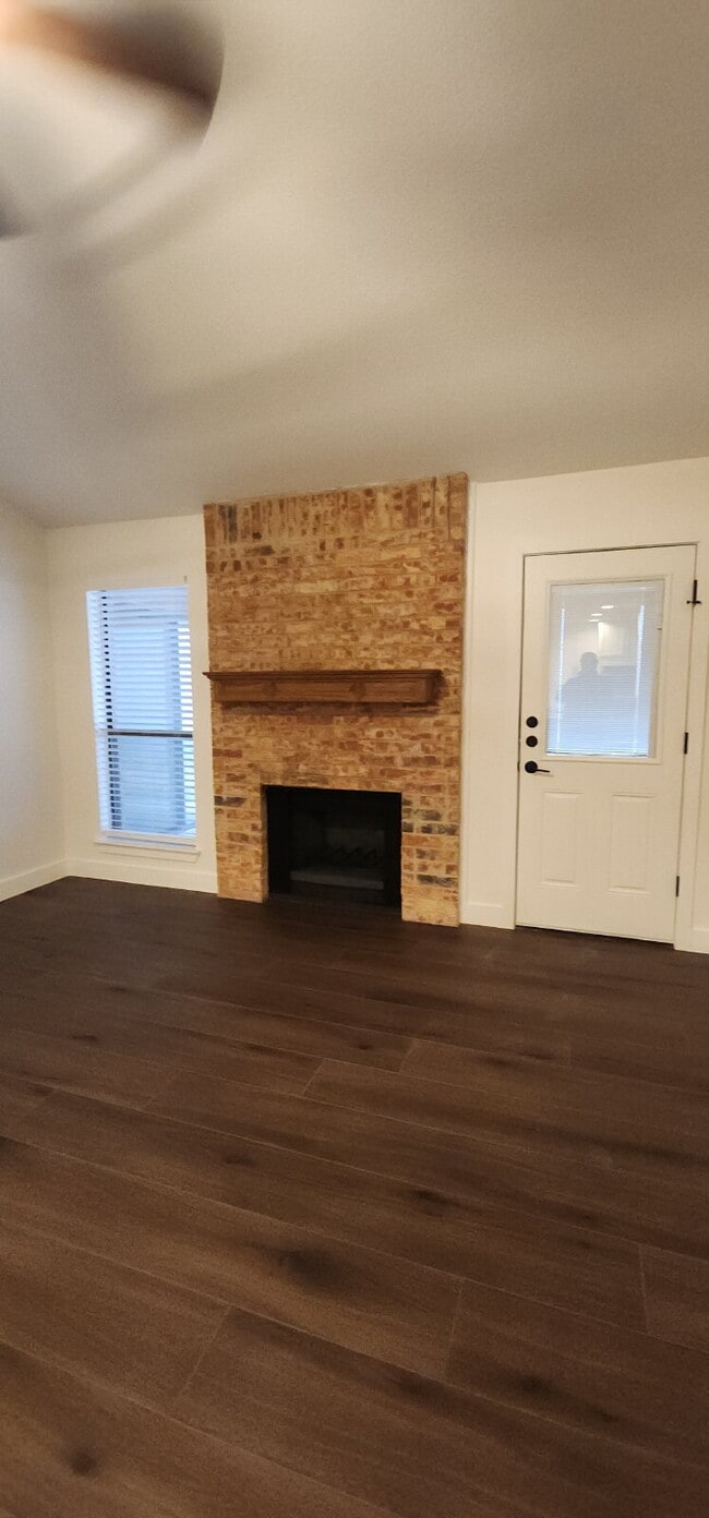 Photo - 1112 Concord Dr