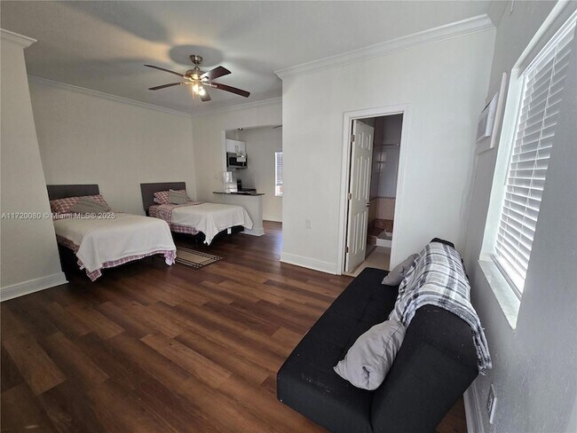 Photo - 5712 Hollywood Blvd Apartamento Unidad 3