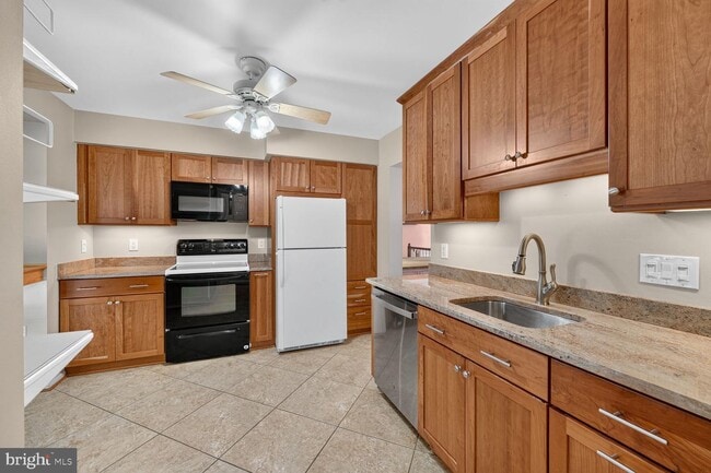 Photo - 5619 Ridge View Dr