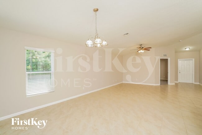 Photo - 4285 SW Walker St