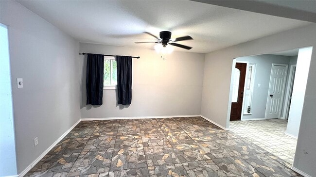 Photo - 803 Glen Hollow Dr