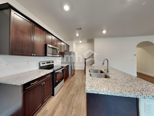 Photo - 1479 Garden Swing Ave