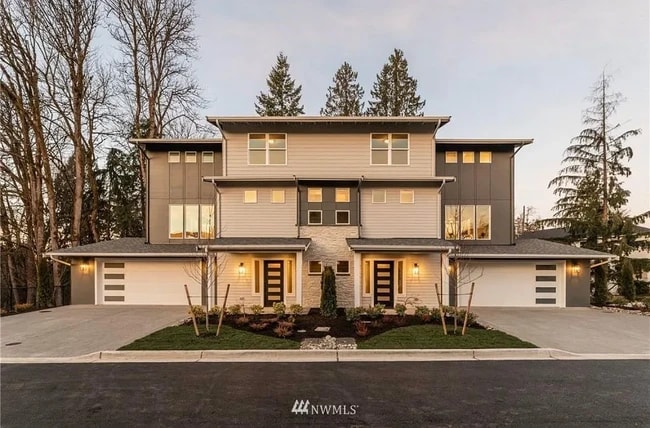 Photo - 11031 14th Pl SE