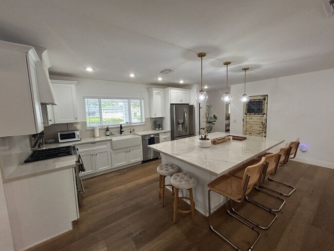 Photo - 4016 E Avalon Dr