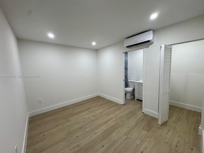 Photo - 12201 SW 64th St Unit 1