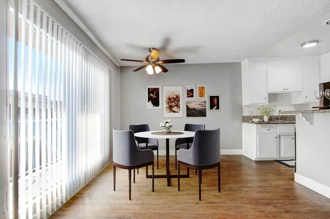 Photo - Palms Caribbean Apartments