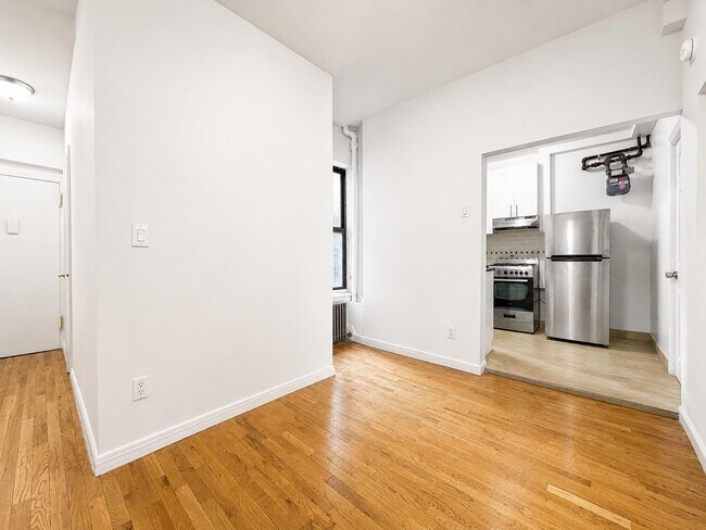 Photo - 1270 First Avenue Unit 5B