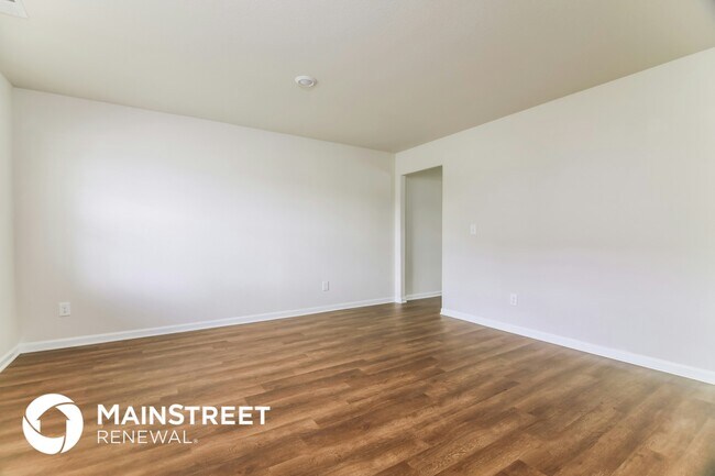 Photo - 336 Gourd St