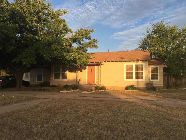Photo - 1874 Jeanette St Rental