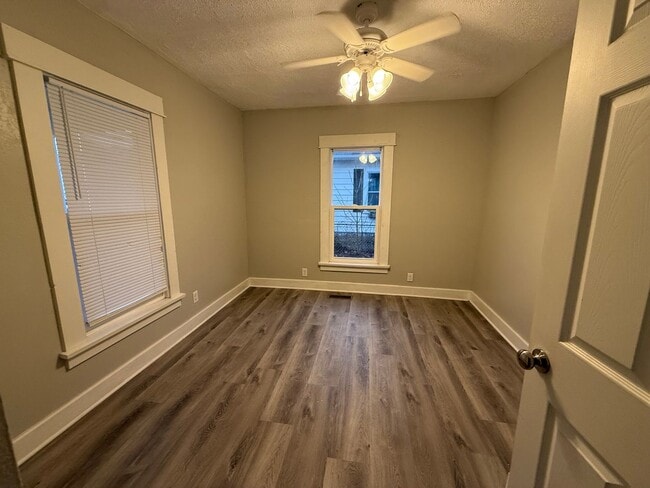 Photo - $1025 - updated 2 bedroom house