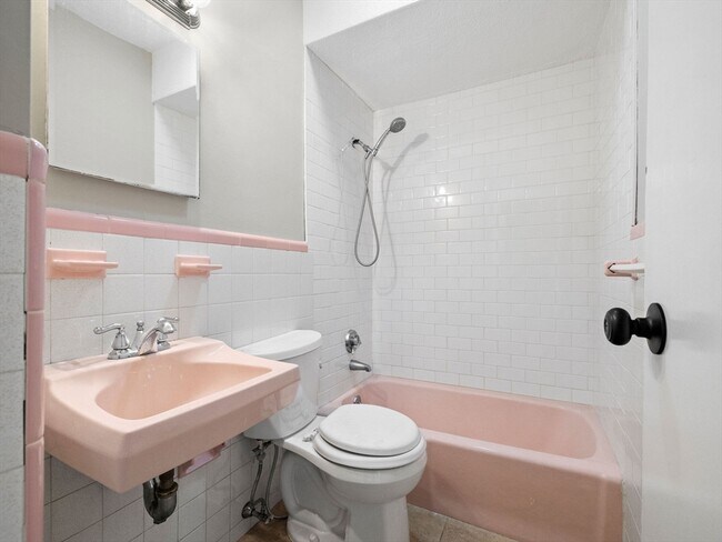 Photo - 21 Bolton St Unit 2