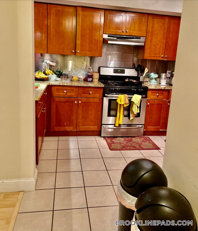 Photo - 10 Strathmore Rd Unidad B