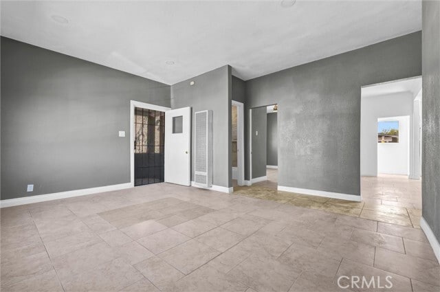 Photo - 924 S Sunol Dr Unidad 1/2