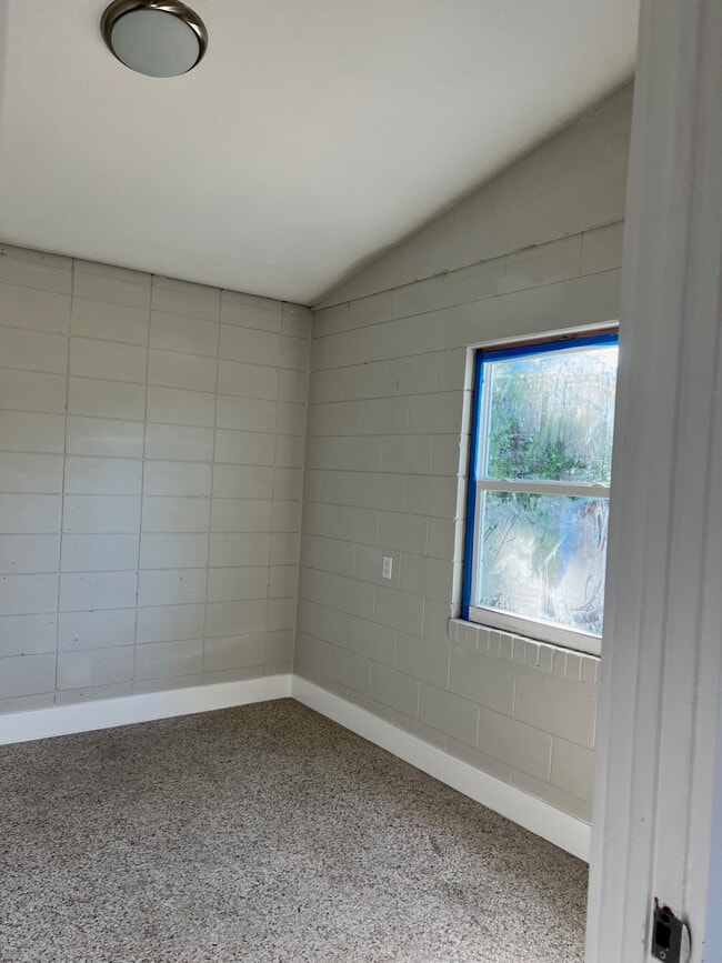 Photo - 4910 Ralls Rd