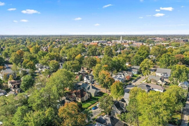 Photo - Charming 1 Bedroom near Noblesville High School and Downtown.