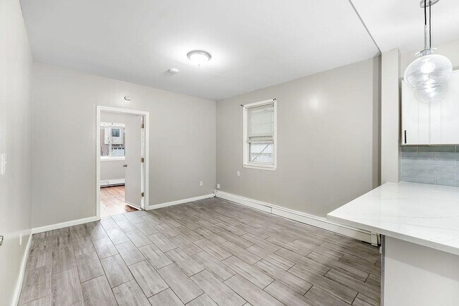 Photo - 11 Holmes Ave Unit 1