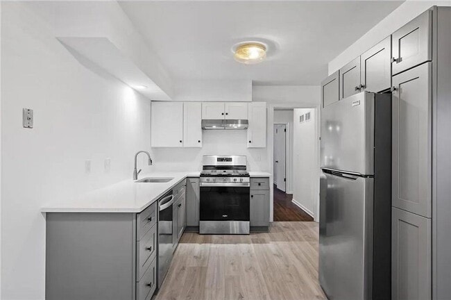 Photo - Hopkins Townhome for Rent