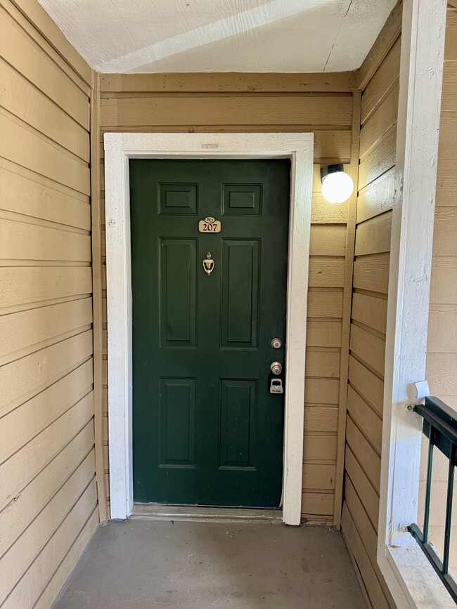 Photo - 5533 Chrishire Way