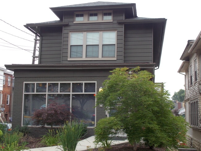 Photo - 1308 Peermont Ave Unit 2