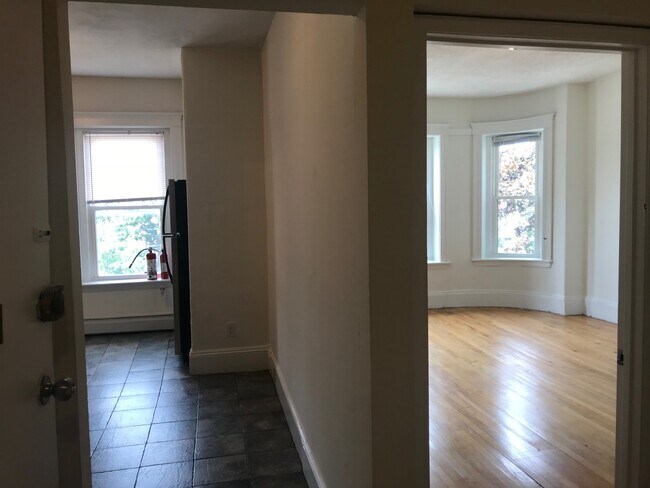 Photo - 1161 Commonwealth Ave Unit 3