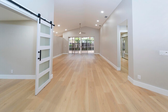 Photo - 6185 NW 77th Pl