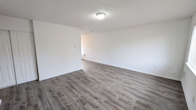 Photo - One level in Shewood