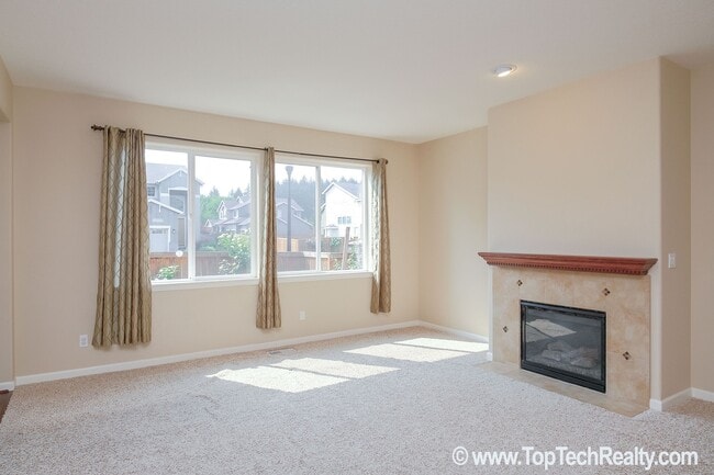 Photo - Stunning 4-BR + Den Home | Walk to 53rd Park | Close to Intel | Max & Shopping | Fenced Yard