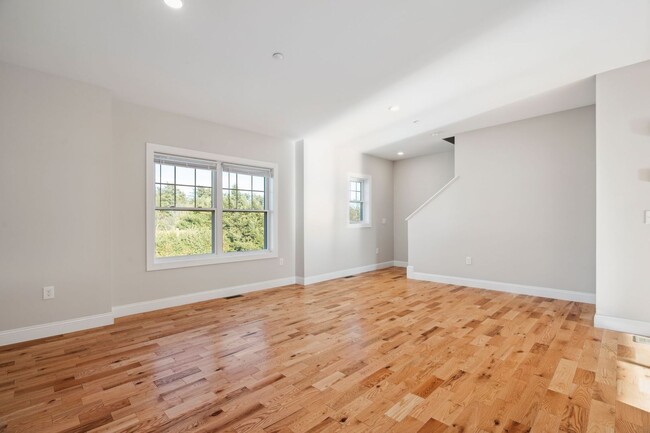 Photo - Half Peak Place