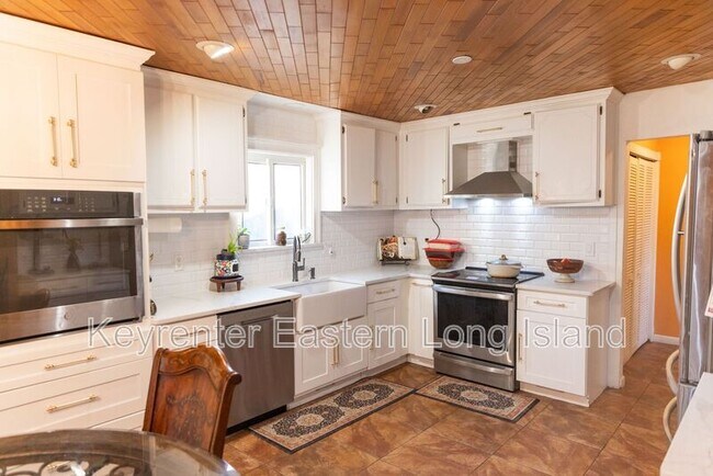 Photo - 30 Dumond Pl