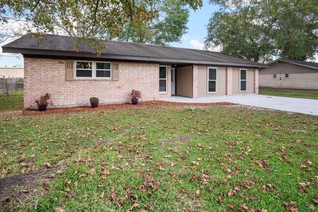 Photo - 1347 E Palm Dr