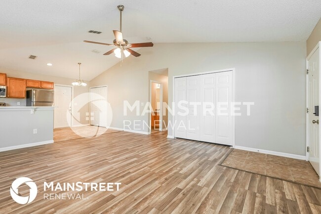 Photo - 2975 Brougham