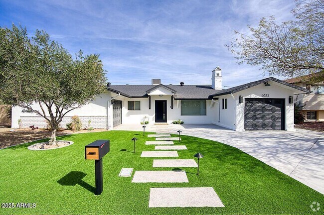 Building Photo - 6325 N 83rd Pl Rental