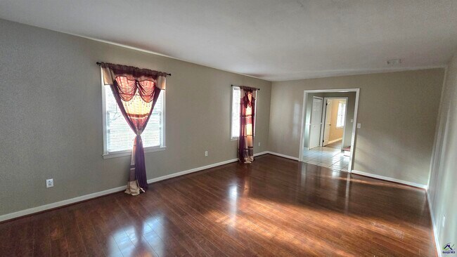 Photo - 104 Carter Woods Dr Casa