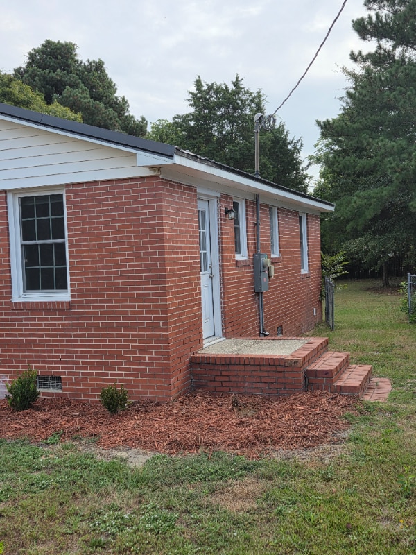 Photo - 213 S 5th St