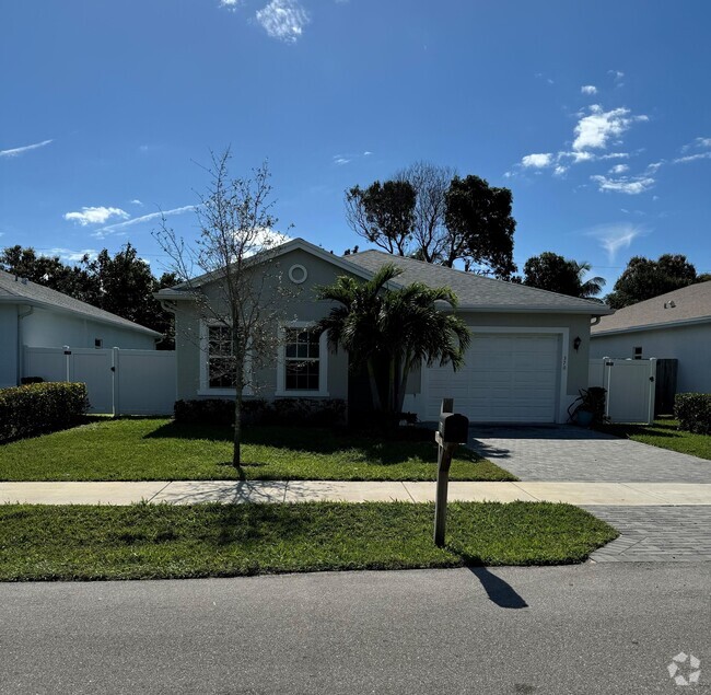 Building Photo - 370 Reigle Ave Rental