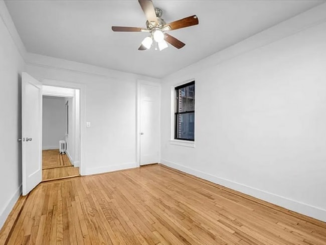 Building Photo - 402 Bay Ridge Pkwy Unit 25